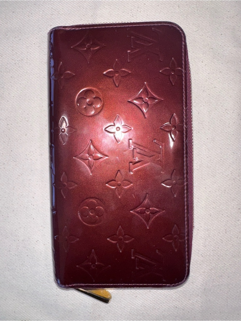 Louis Vuitton Vernis Zippy Wallet | Amarante | Monogram Leather | Authentic